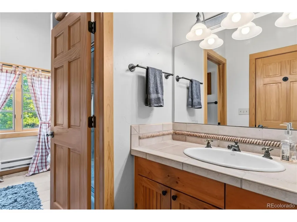 124 Yarrow Lane Dillon, CO 80435