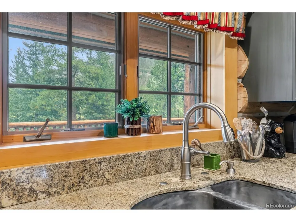 124 Yarrow Lane Dillon, CO 80435