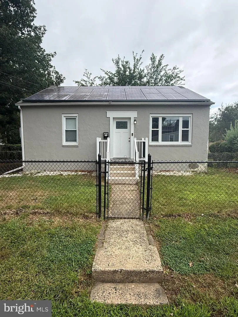 1315 MAIN AVENUE Croydon, PA 19021