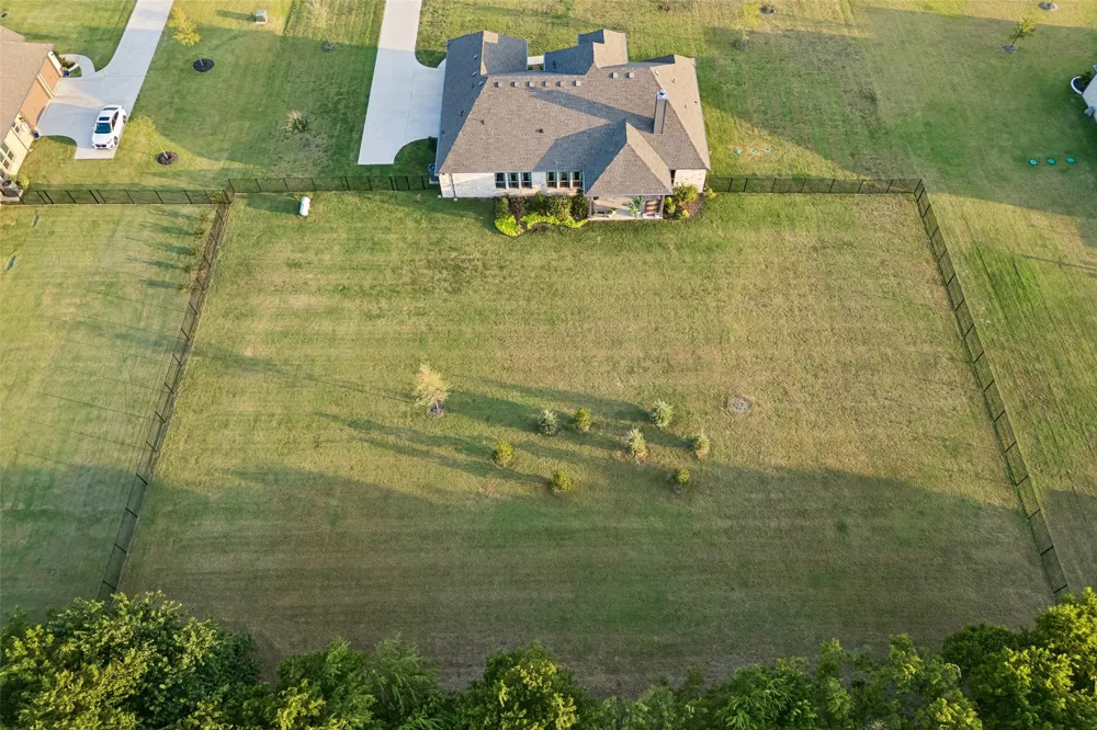 330 Waterview Drive Gunter, TX 75058