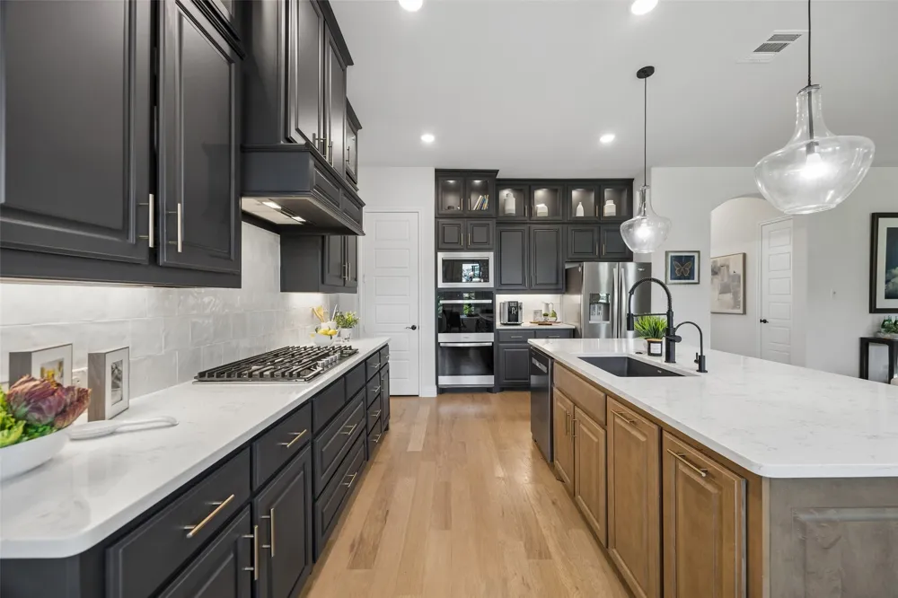 330 Waterview Drive Gunter, TX 75058