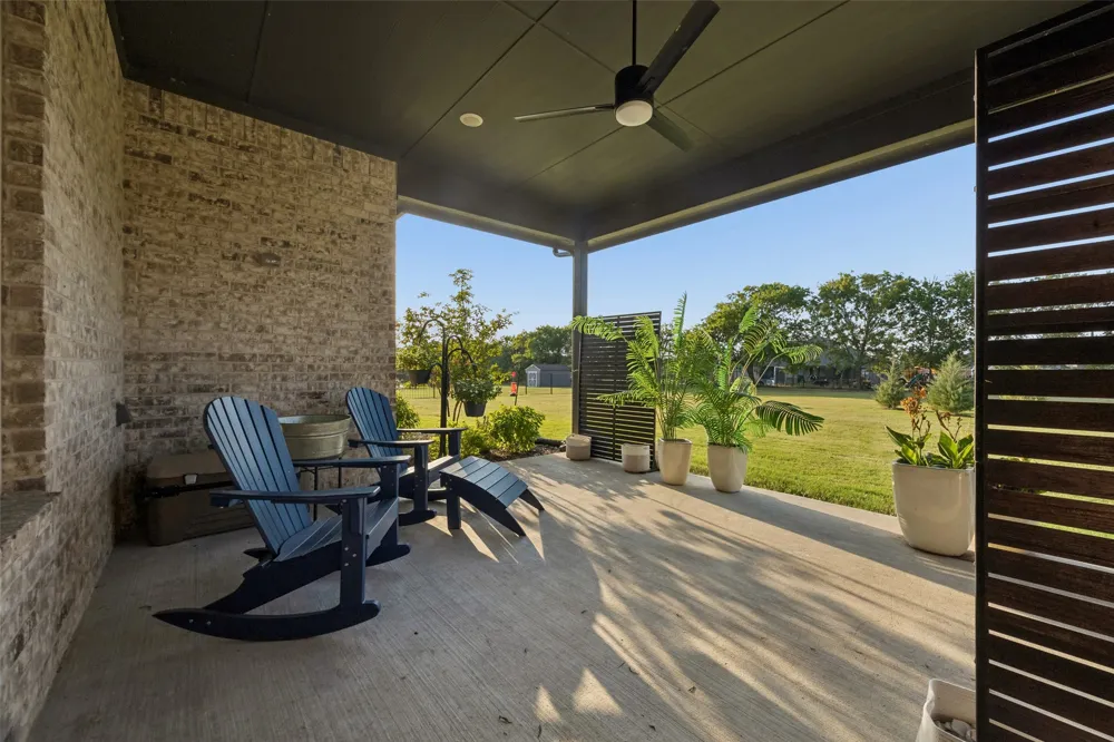 330 Waterview Drive Gunter, TX 75058