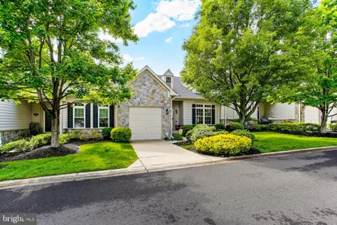 6425 KOFFEL COURT #15