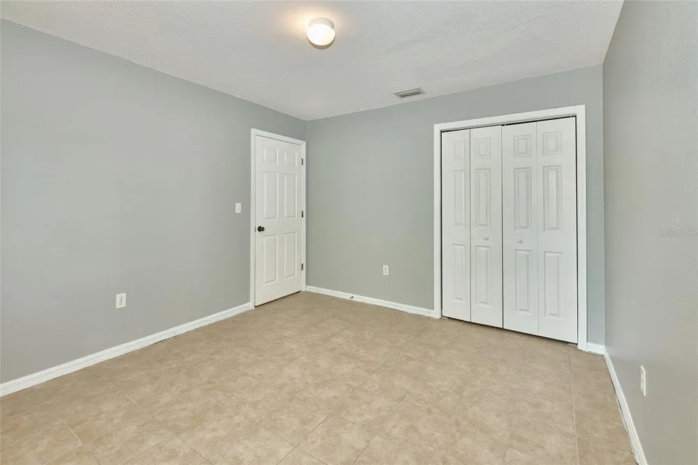 212 13TH AVENUE W Bradenton, FL 34205