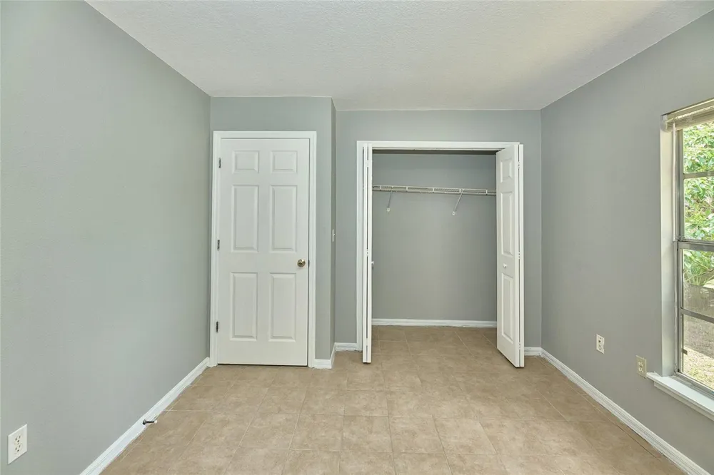 212 13TH AVENUE W Bradenton, FL 34205