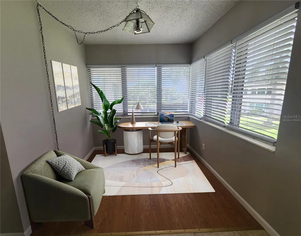 487 1ST STREET S #205 St Petersburg, FL 33701