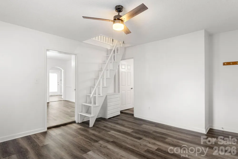 609 S Oak Street Gastonia, NC 28054