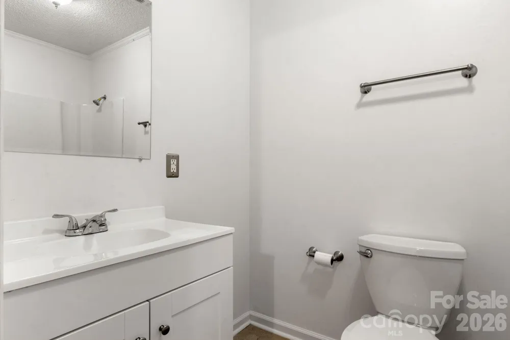 609 S Oak Street Gastonia, NC 28054