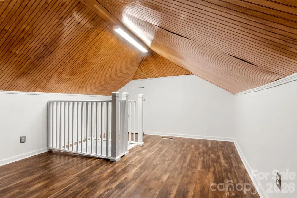 609 S Oak Street Gastonia, NC 28054