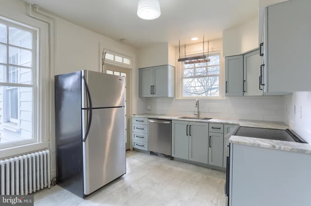 229 COCOA AVENUE Hershey, PA 17033