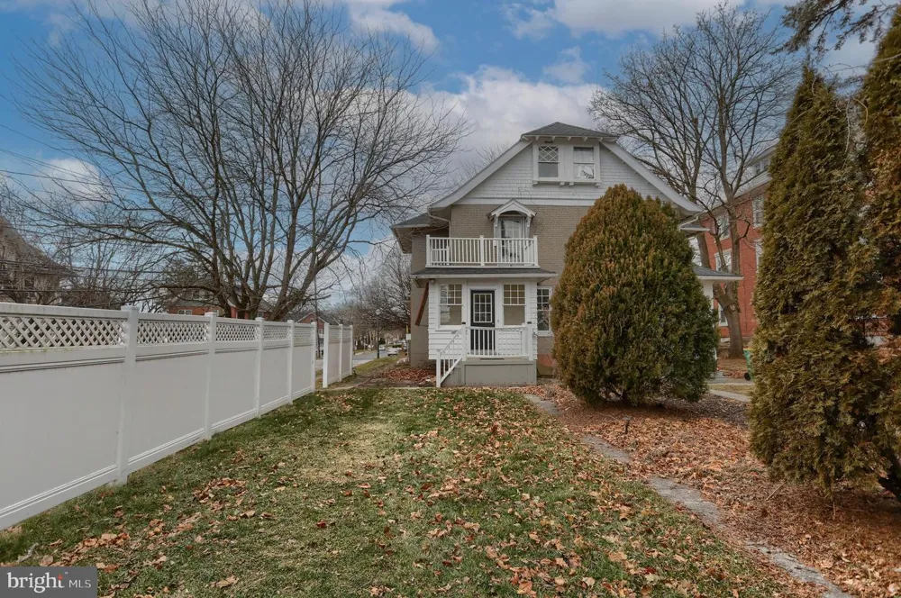229 COCOA AVENUE Hershey, PA 17033