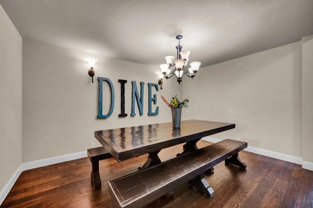 918 Newcastle Drive Midlothian, TX 76065