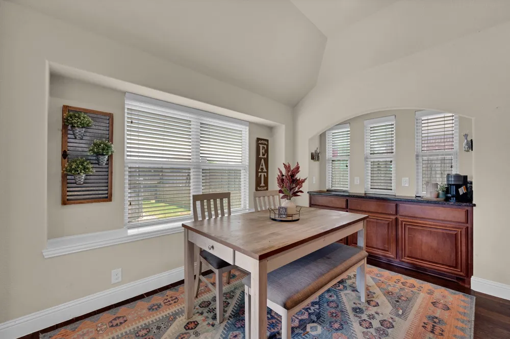 918 Newcastle Drive Midlothian, TX 76065