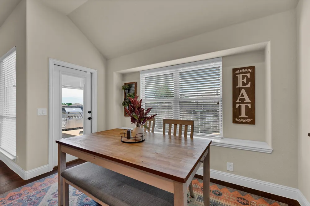 918 Newcastle Drive Midlothian, TX 76065