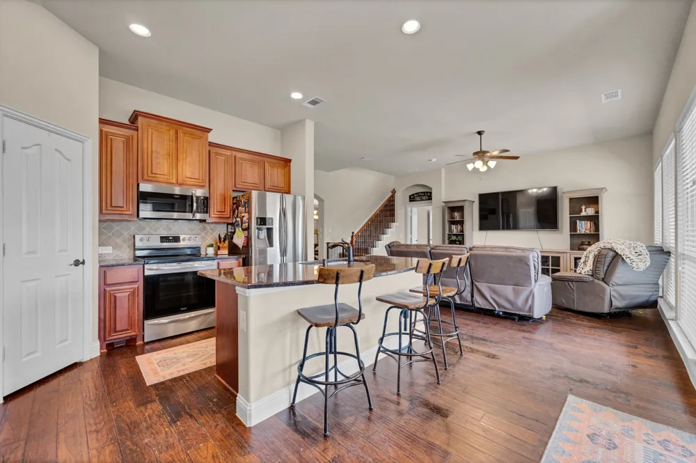 918 Newcastle Drive Midlothian, TX 76065