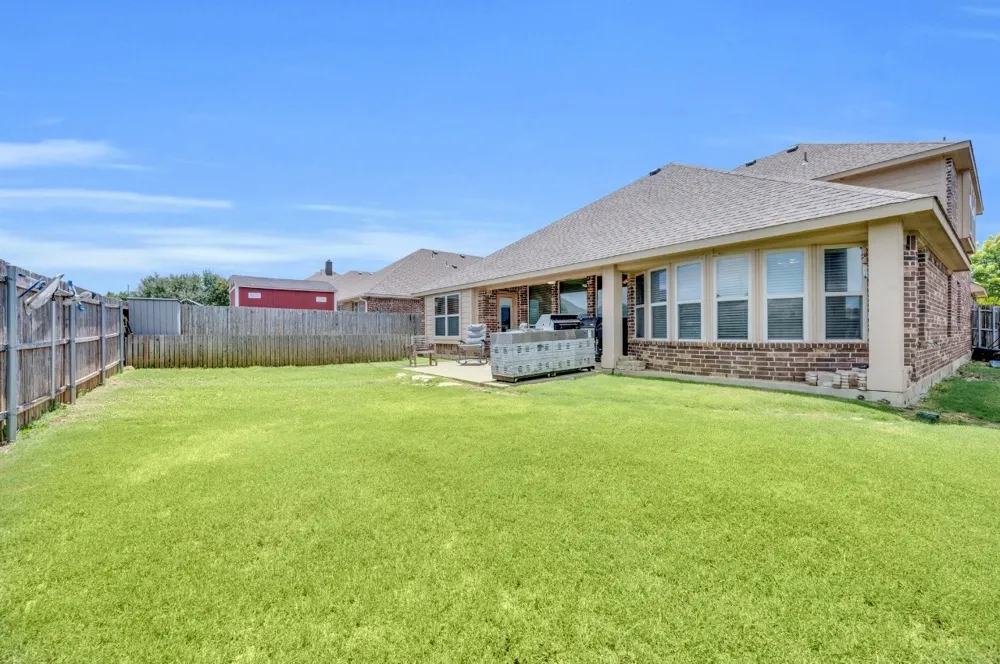 918 Newcastle Drive Midlothian, TX 76065