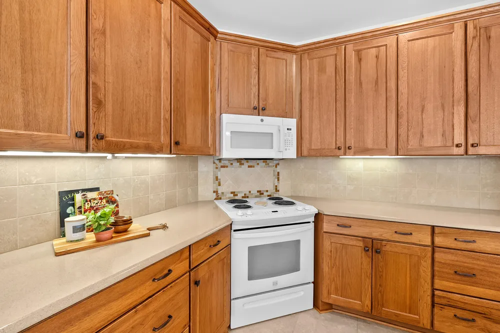 3625 Whicker Pointe Kalamazoo, MI 49006