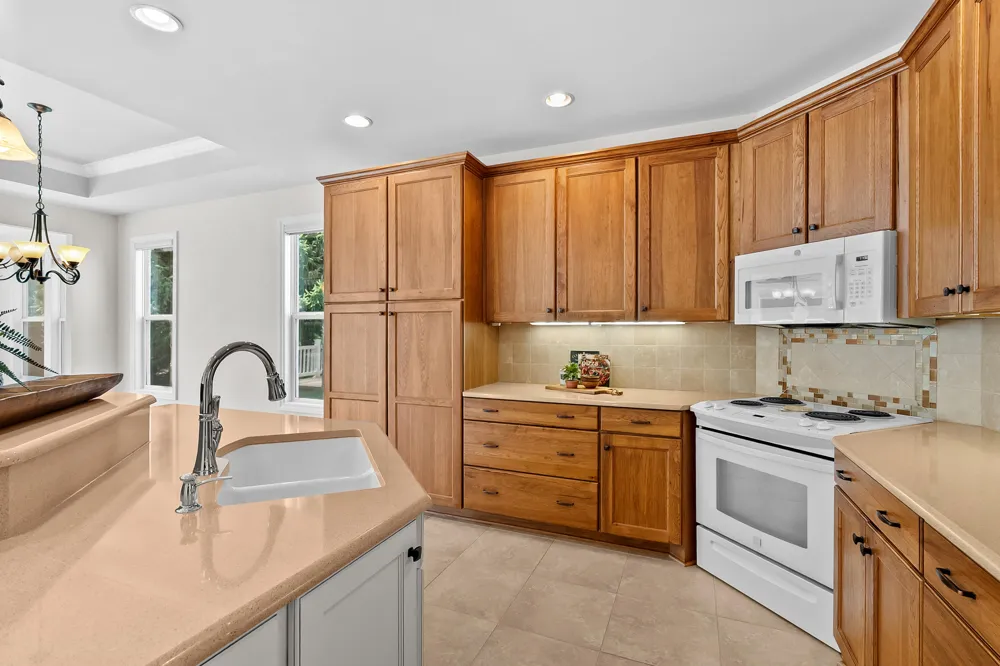 3625 Whicker Pointe Kalamazoo, MI 49006