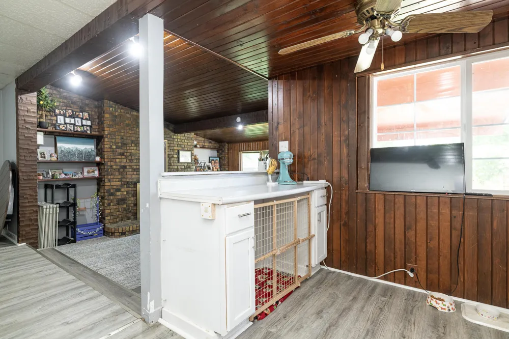 518 Walnut Street Three Rivers, MI 49093