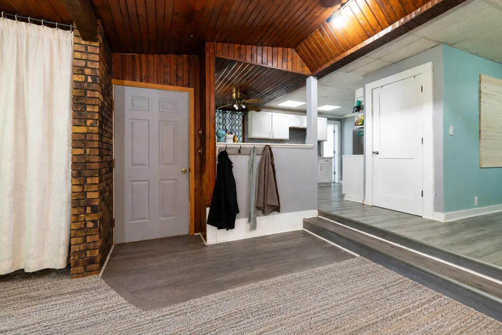 518 Walnut Street Three Rivers, MI 49093