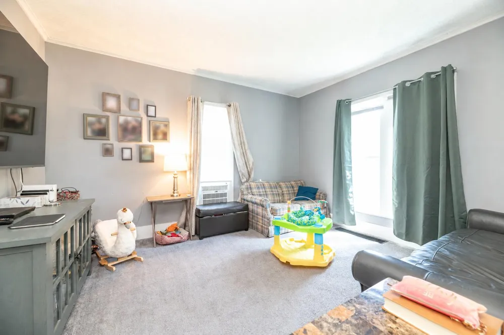 518 Walnut Street Three Rivers, MI 49093