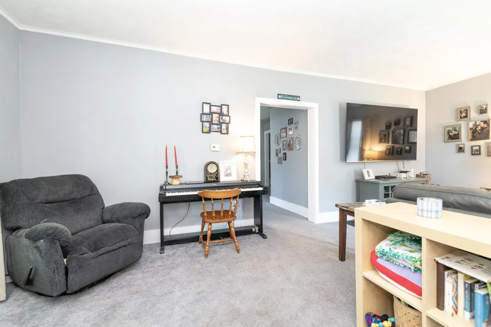 518 Walnut Street Three Rivers, MI 49093