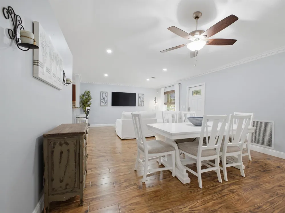 5418 CLUB CIRCLE Haverhill, FL 33415