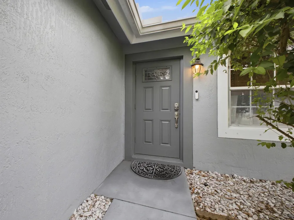 5418 CLUB CIRCLE Haverhill, FL 33415