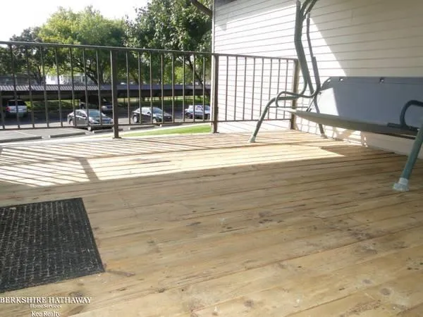 29842 Utica Road Roseville City, MI 48066
