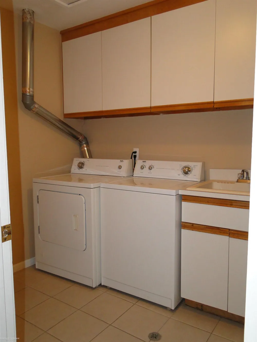 29842 Utica Road Roseville City, MI 48066
