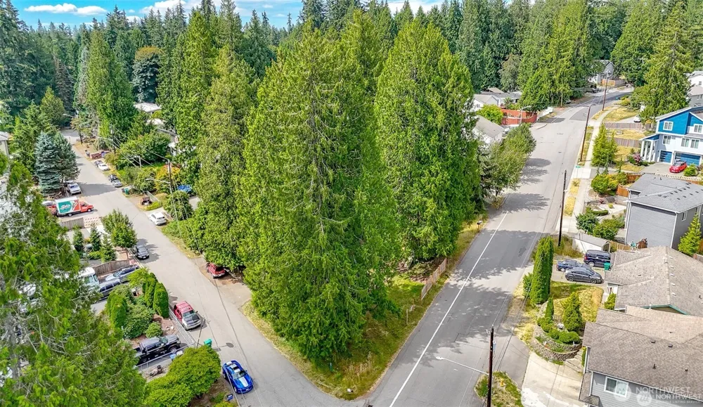 19226 7th Avenue W Lynnwood, WA 98036