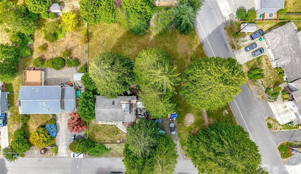 19226 7th Avenue W Lynnwood, WA 98036