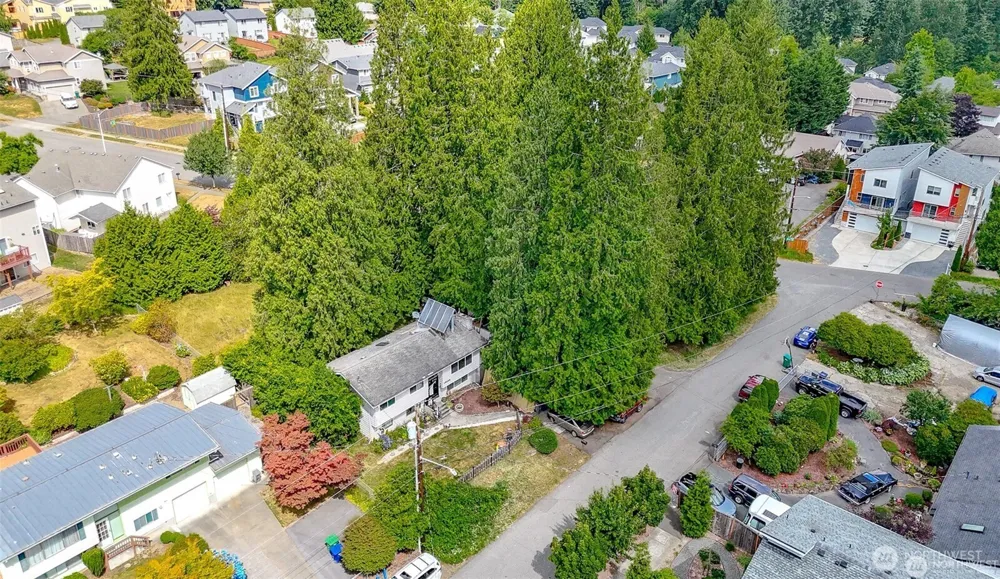 19226 7th Avenue W Lynnwood, WA 98036
