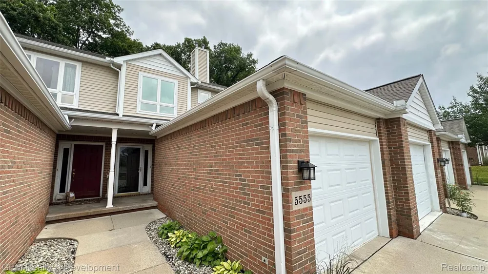 5555 WOODRUFF SHORE DRIVE Brighton Township, MI 48116