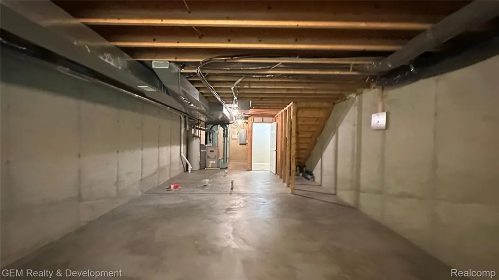 5555 WOODRUFF SHORE DRIVE Brighton Township, MI 48116