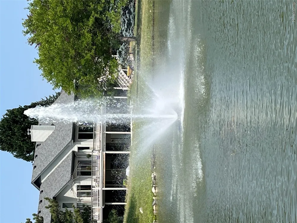 6119 Pine Creek Crossing Grand Blanc Charter Township, MI 48439