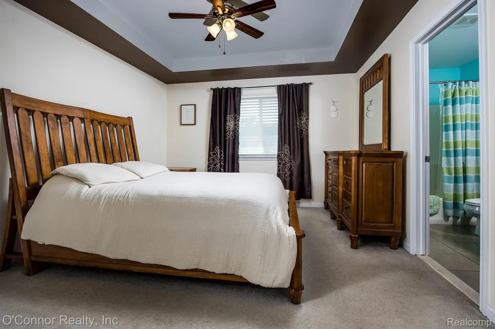 1327 Maddison Avenue Marysville City, MI 48040