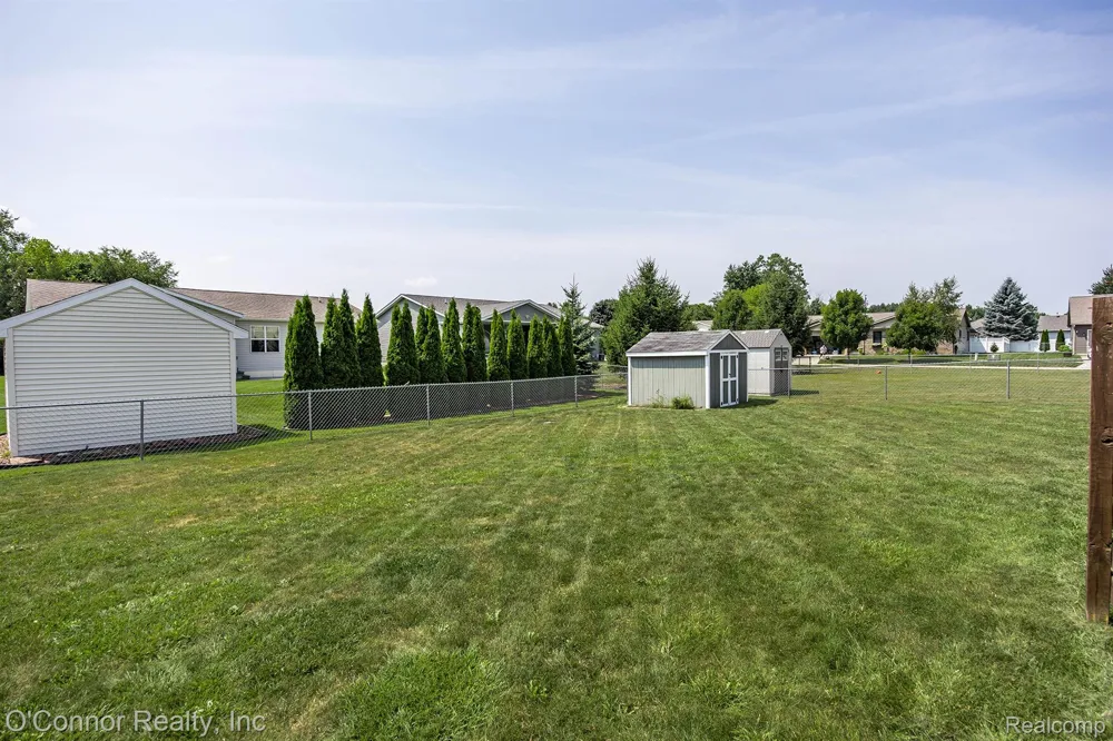 1327 Maddison Avenue Marysville City, MI 48040