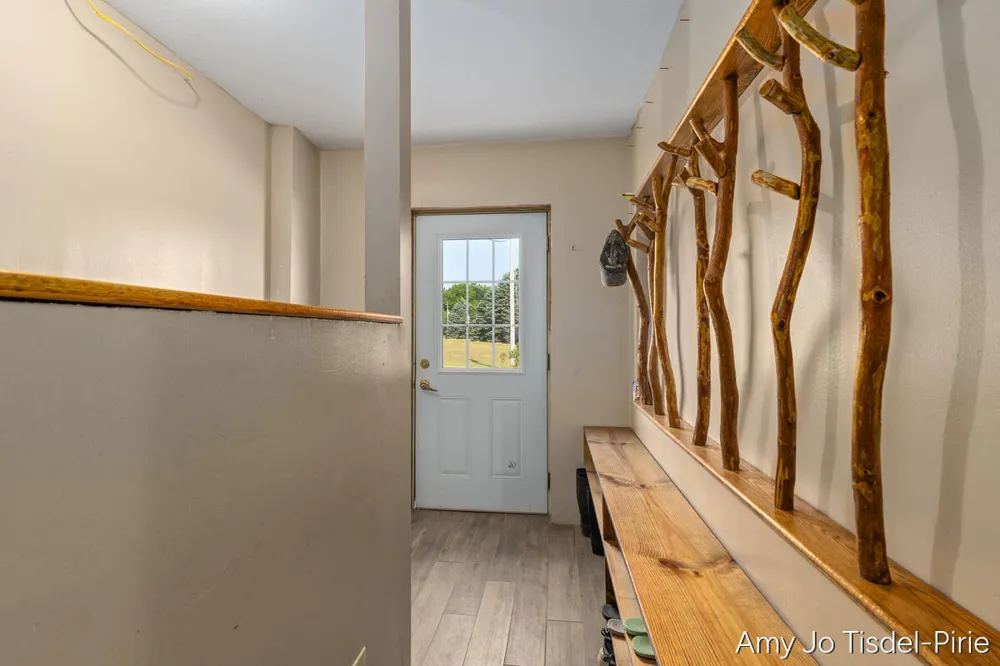 6643 S Wood Road Bushnell Township, MI 48884