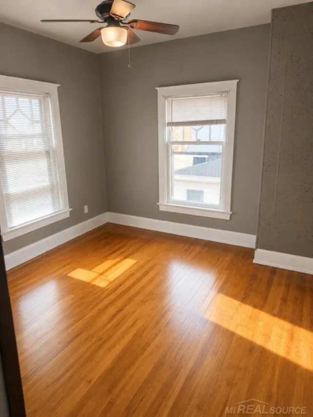 237 N Van Buren Road Bay City City, MI 48708