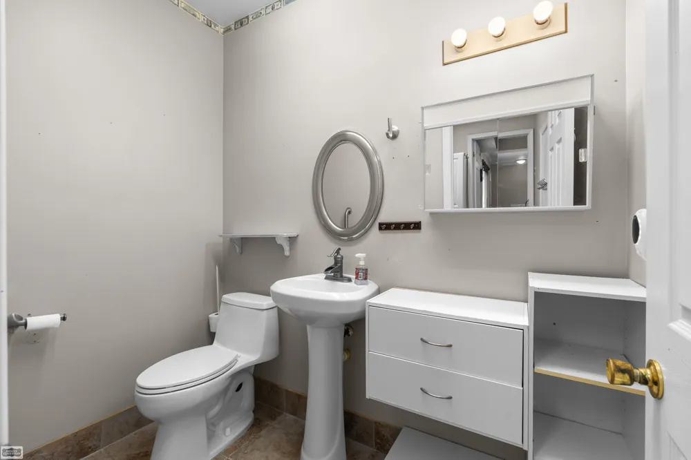 13147 Independence Avenue Shelby Charter Township, MI 48315