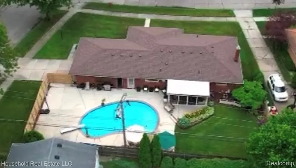 30110 Bentley Street Livonia City, MI 48154