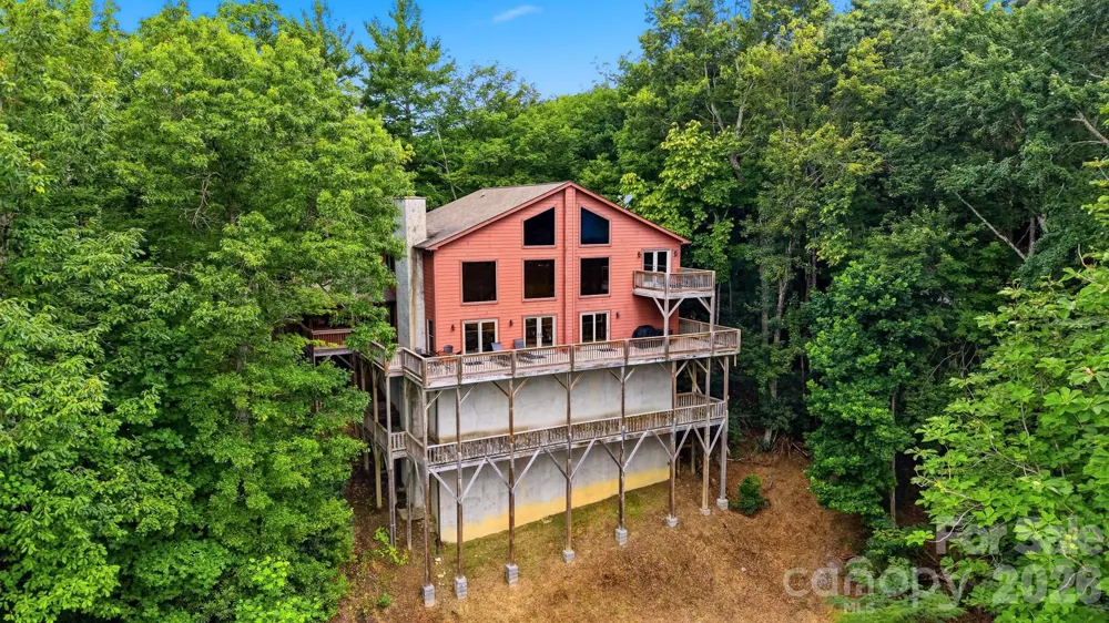 4216 Bolick Road Lenoir, NC 28645