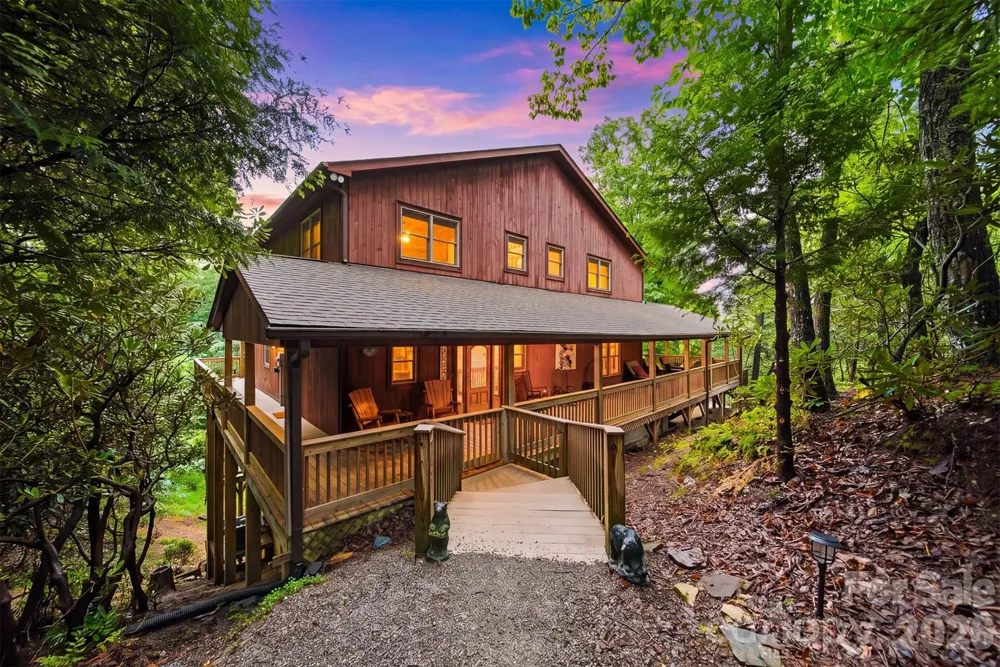4216 Bolick Road Lenoir, NC 28645