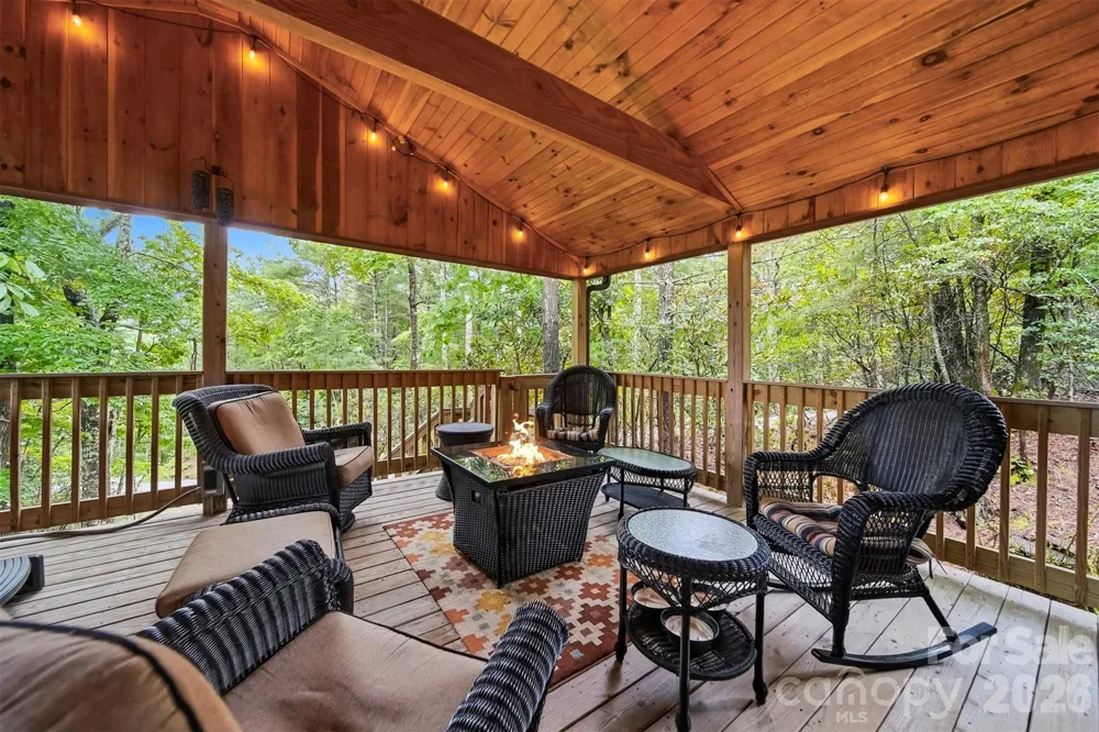 4216 Bolick Road Lenoir, NC 28645