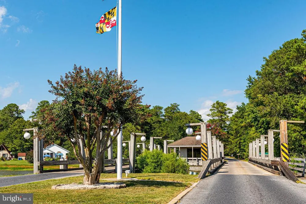 6 BRIARCREST DRIVE Ocean Pines, MD 21811