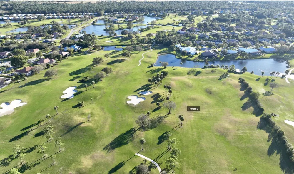 9460 Meadowood Drive #202 Fort Pierce, FL 34951