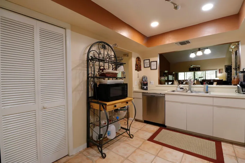 9460 Meadowood Drive #202 Fort Pierce, FL 34951