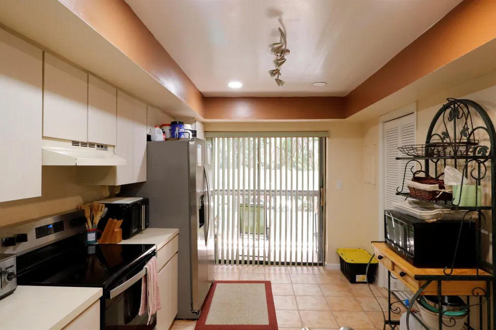 9460 Meadowood Drive #202 Fort Pierce, FL 34951