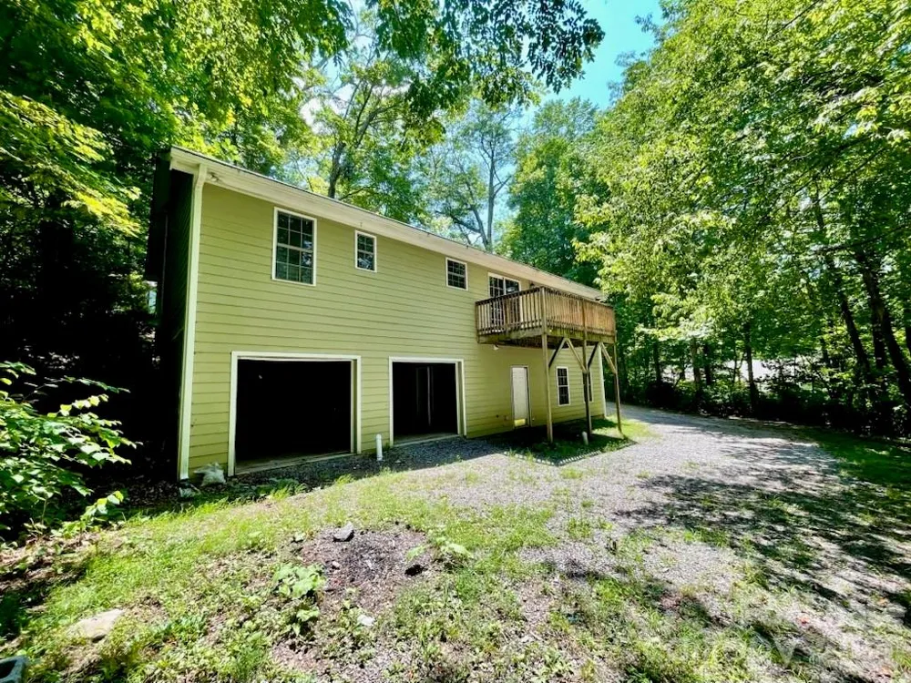 141 Center Street Black Mountain, NC 28711